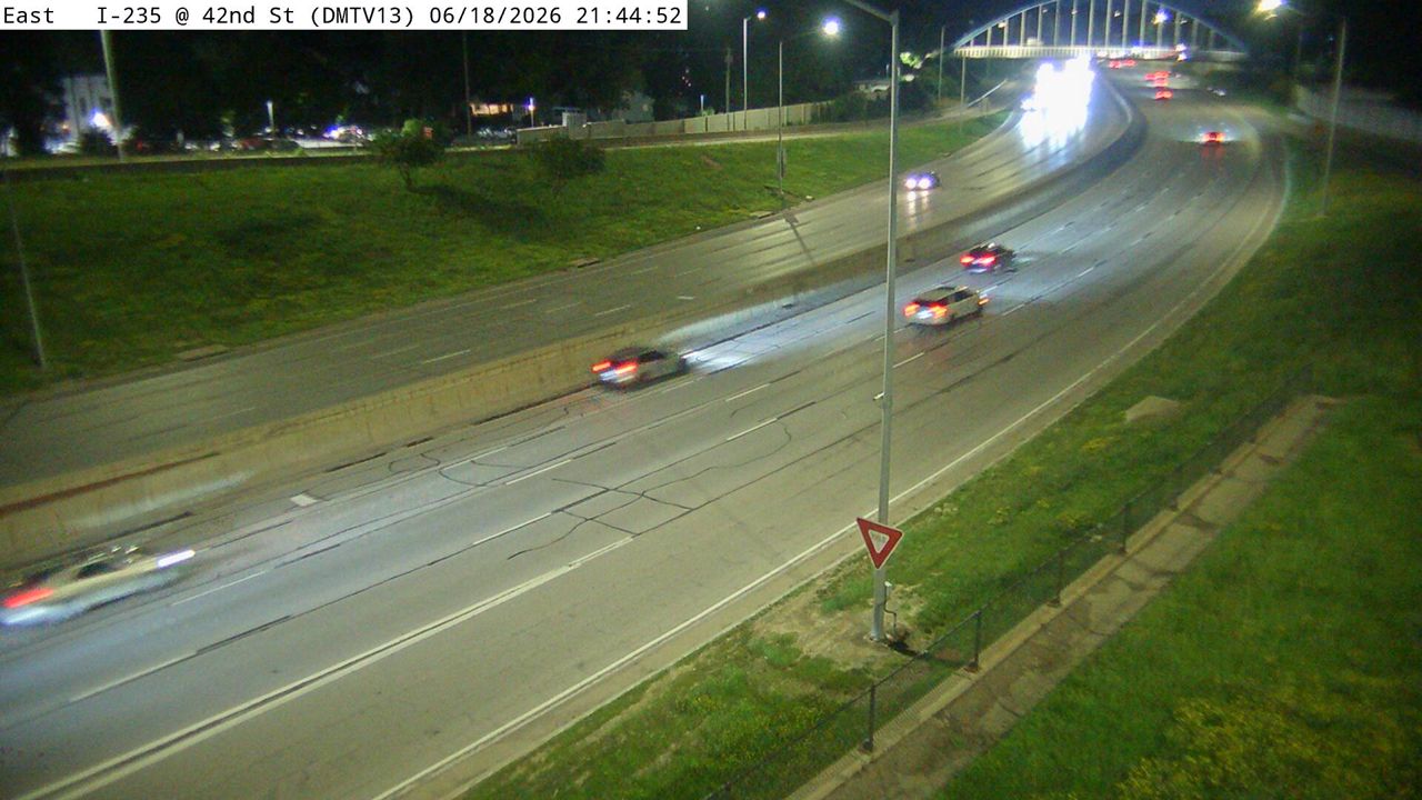 DM - I-235 @ MM 5.8 (42nd St)