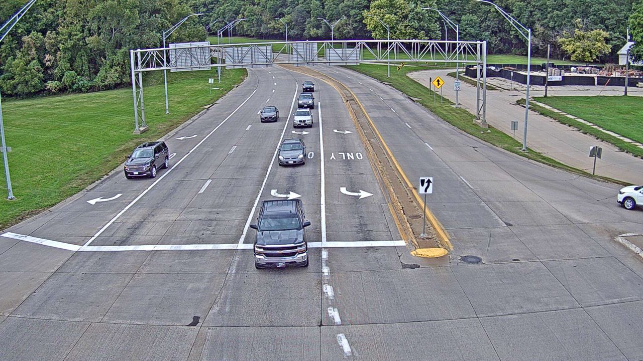 US 20 @ MM 299.8 (Locust St - West)
